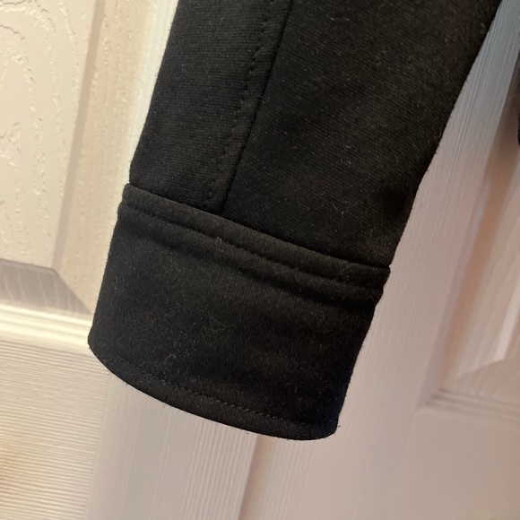 Beautiful Military Style Jacket in a black tone. - Picture 4 of 5